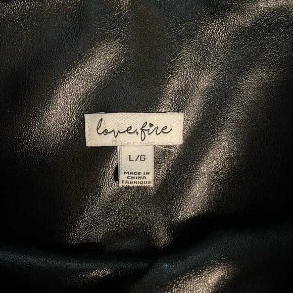 Faux Leather Pants (skinny/leggins) - Picture 2 of 3